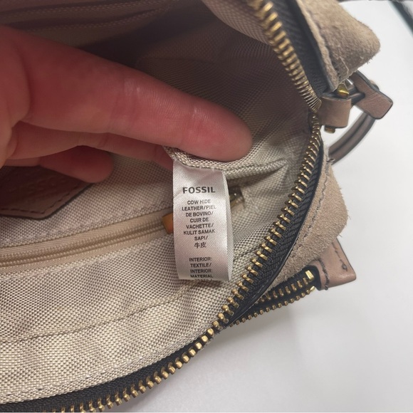 Fossil Crossbody Bag Taupe Leather Suede Zipper Adjustable Strap Purse‎ Pockets - Picture 14 of 14
